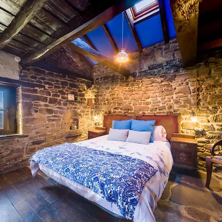 Casas De Aldea La Vallicuerra Mieres (Asturias)